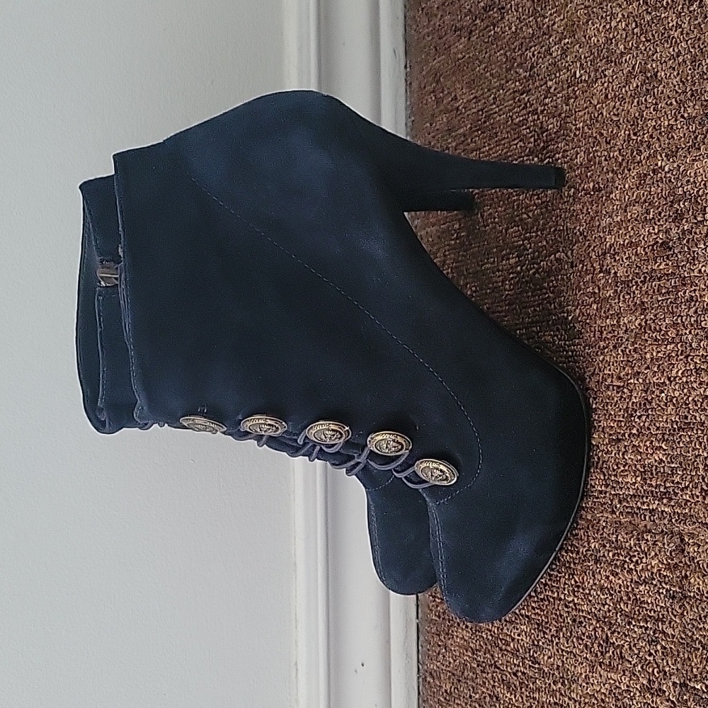 Guess Booties